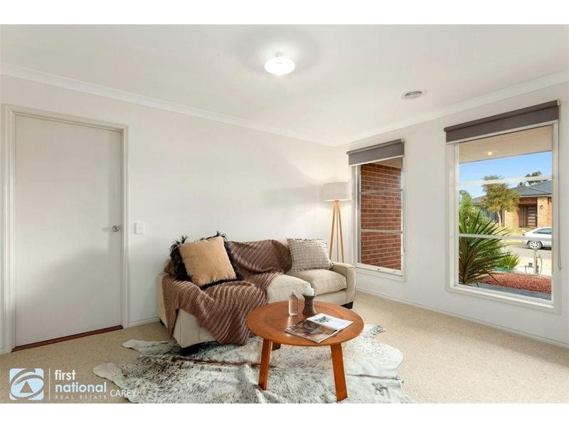 33 Kingfisher Court, Lara VIC 3212