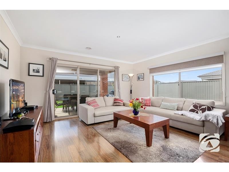 39  Cape Barron Drive, Lara VIC 3212