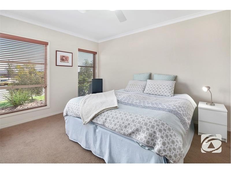 39  Cape Barron Drive, Lara VIC 3212