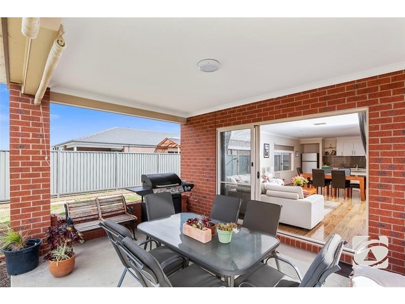 39  Cape Barron Drive, Lara VIC 3212