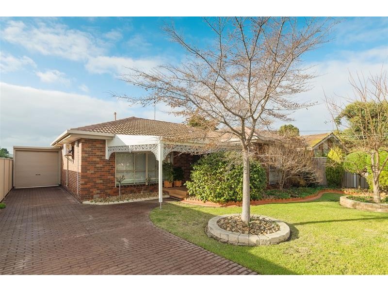 16 Stapledon Court, Corio VIC 3214