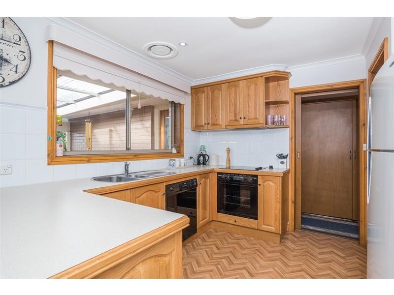 16 Stapledon Court, Corio VIC 3214