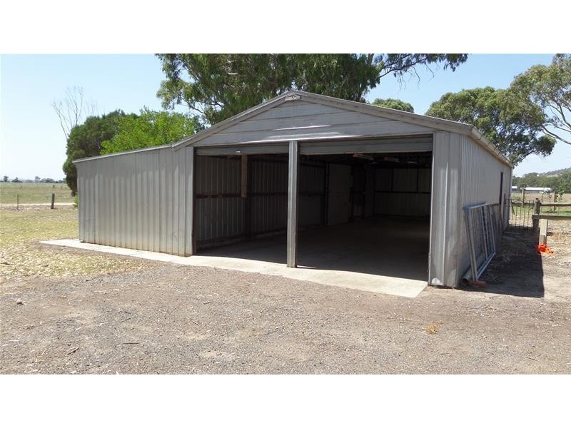 300 Staughtonvale Road, Anakie VIC 3221