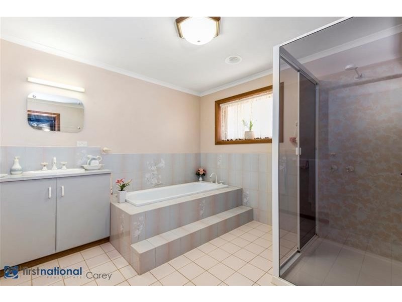 330 Flinders Avenue, Lara VIC 3212