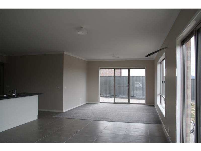 36 Kingfisher Court, Lara VIC 3212