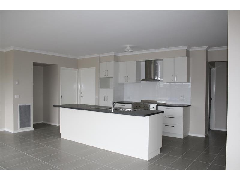 36 Kingfisher Court, Lara VIC 3212