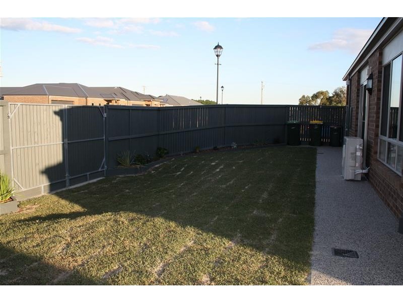 36 Kingfisher Court, Lara VIC 3212