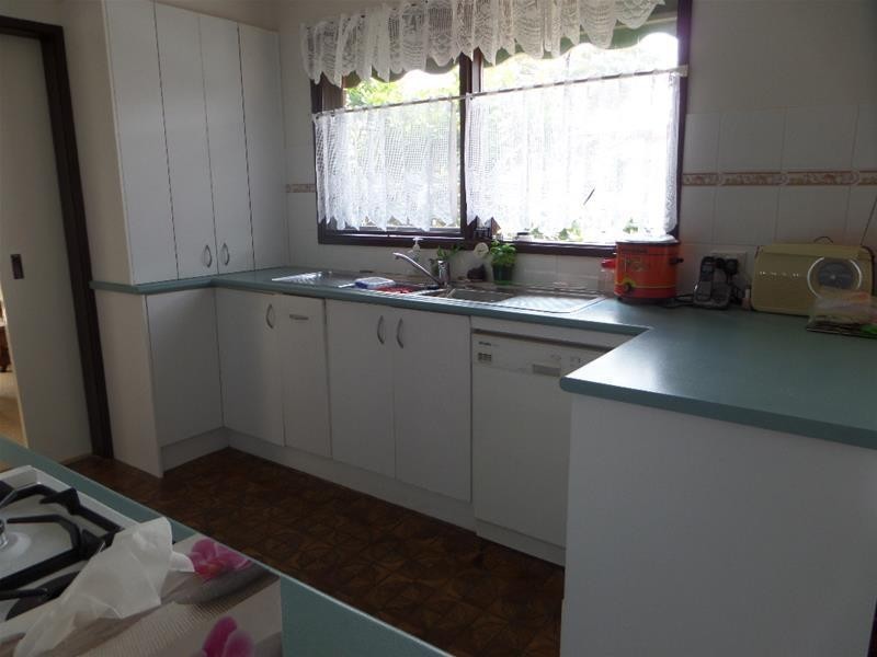 2 Sheeran Crescent, Lara VIC 3212