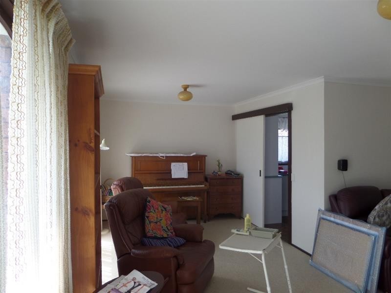 2 Sheeran Crescent, Lara VIC 3212