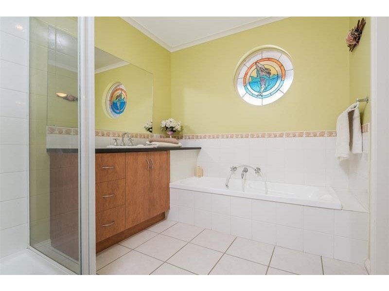 2/17 Stephenson Street, Lara VIC 3212