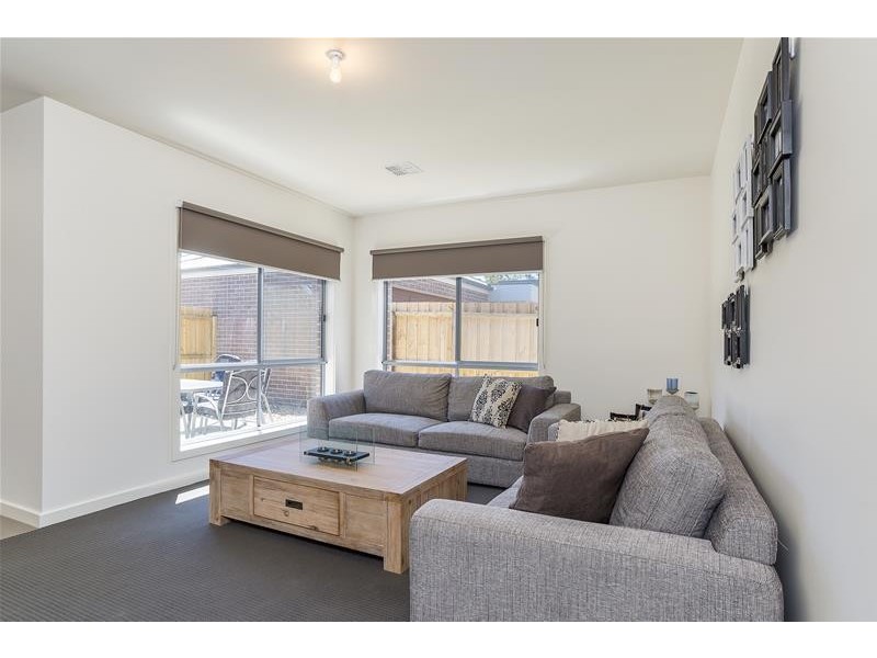 1 Plover Street, Lara VIC 3212