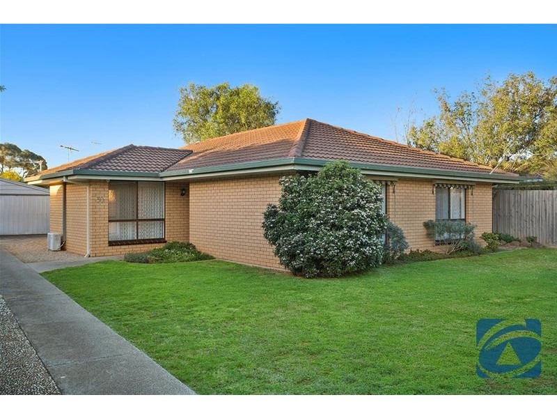 30 Benjamin Drive, Lara VIC 3212