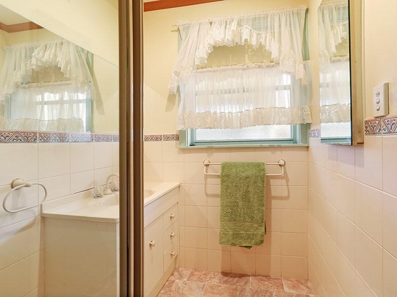 68 Vermont Avenue, Corio VIC 3214