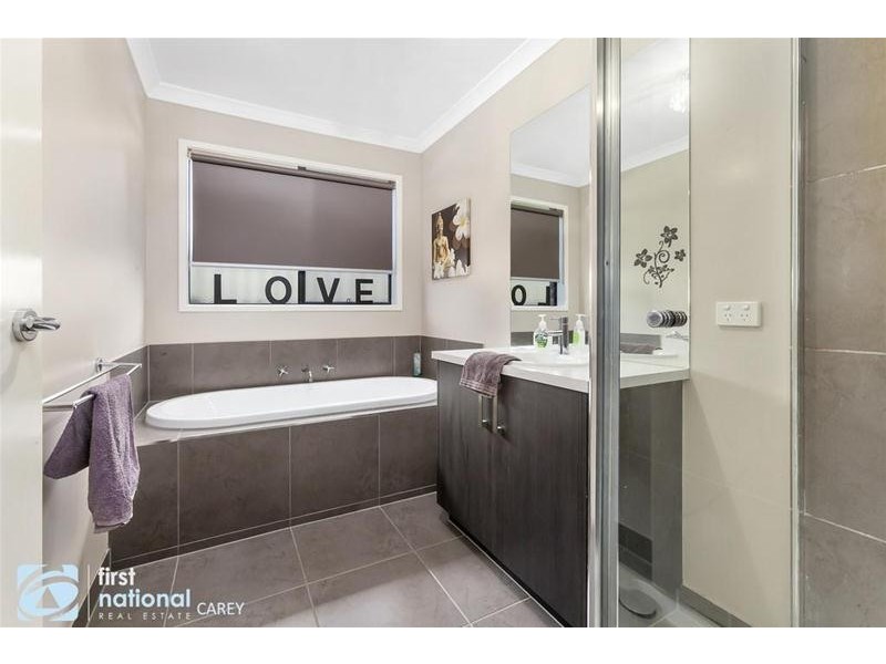 124 Canterbury Road, Lara VIC 3212