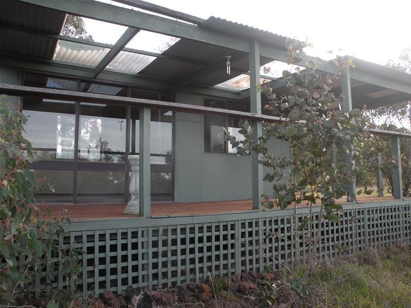 358 De Motts Road, Anakie VIC 3221