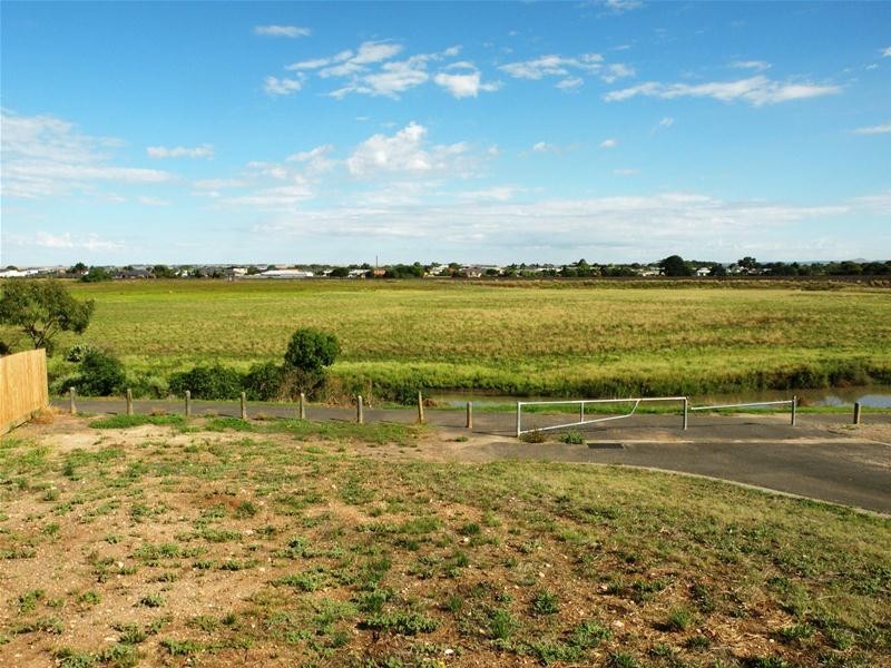 15 Nanton Close, Lara VIC 3212