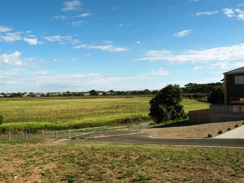 15 Nanton Close, Lara VIC 3212