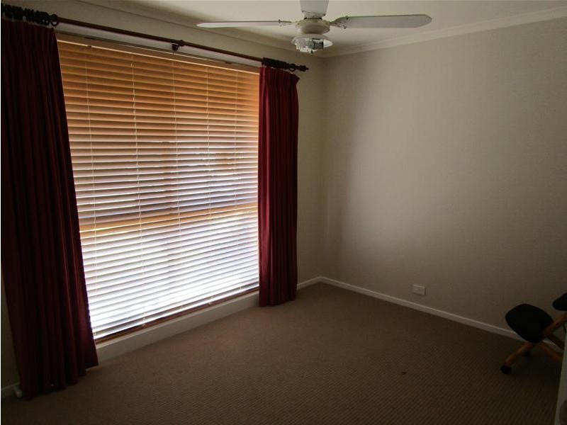 12 Conole Court, Lara VIC 3212