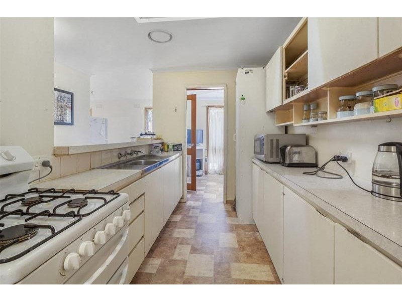 8 Julie Court, Corio VIC 3214