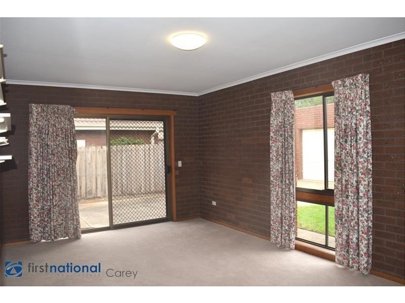 8 Cromwell Drive, Lara VIC 3212