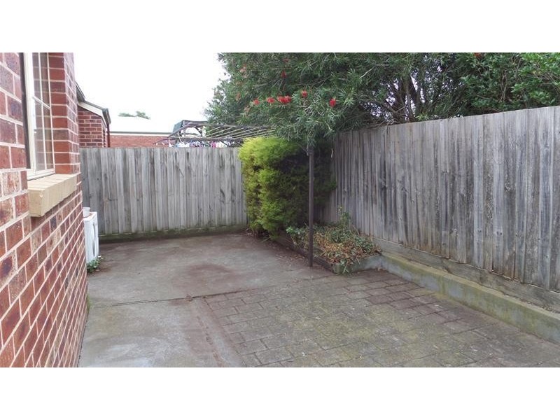 1/5 Stephenson Street, Lara VIC 3212