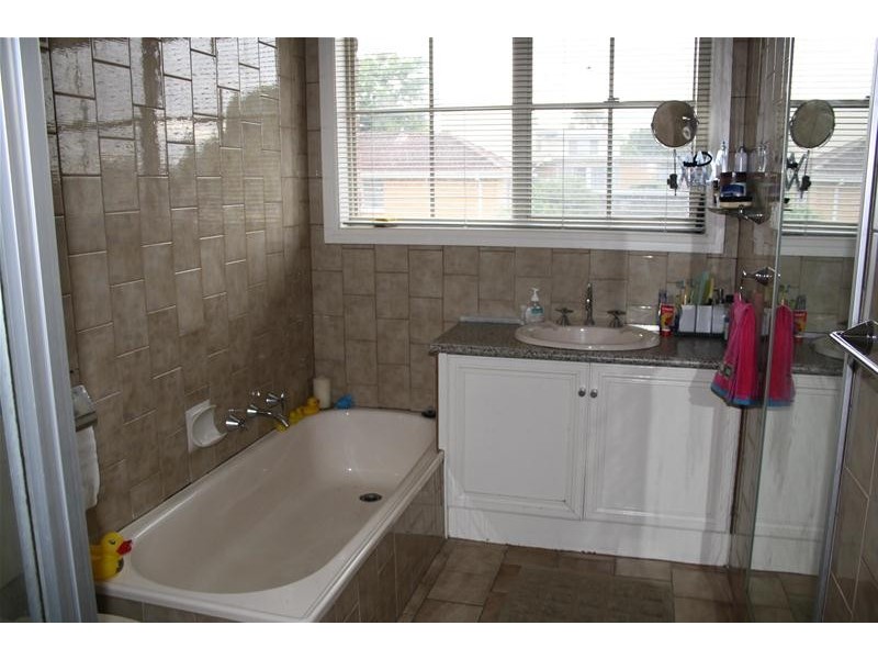 41 Glengate Street, Hamlyn Heights VIC 3215