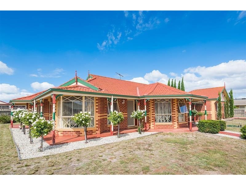 1 David Place, Lara VIC 3212