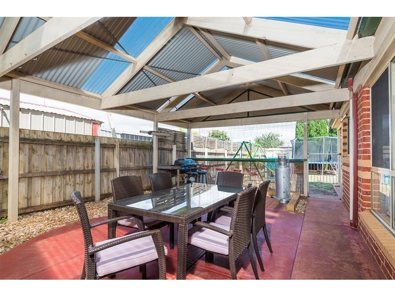 1 David Place, Lara VIC 3212