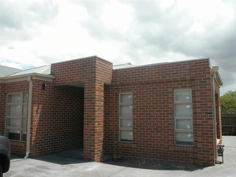 3B Henderson Drive, Lara VIC 3212