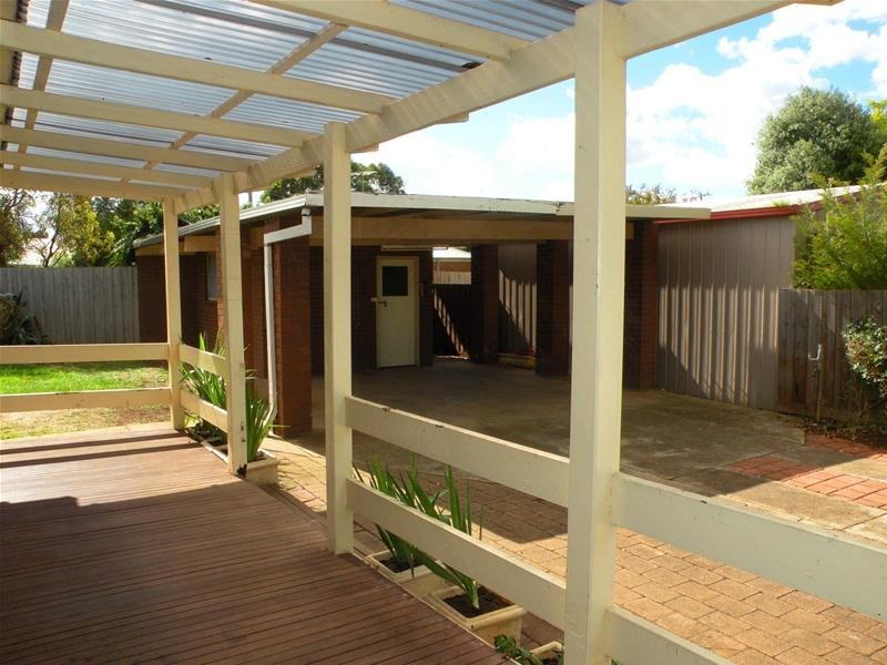 11 Dixon Court, Lara VIC 3212