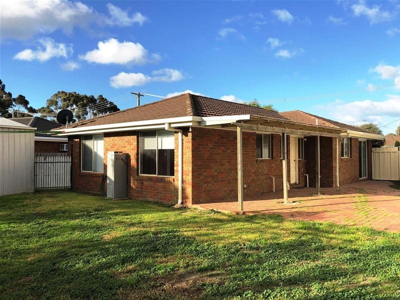 1 Telford Court, Lara VIC 3212