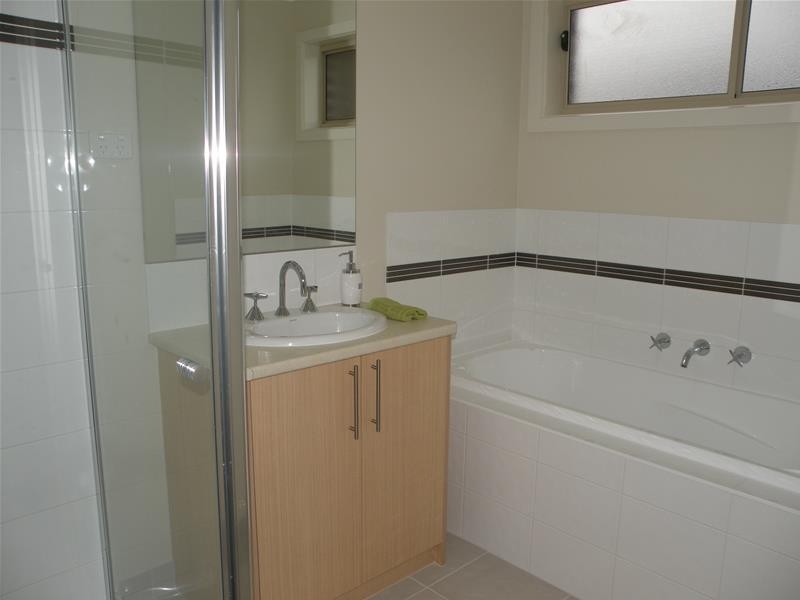 44 Benetti Drive, Lara VIC 3212