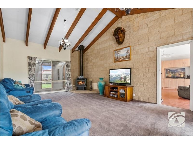 36  Young Street, Lara VIC 3212