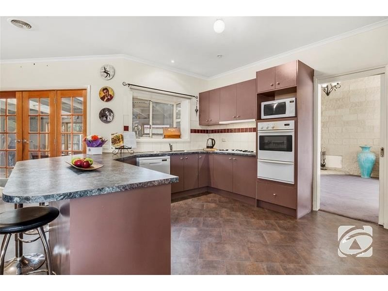 36  Young Street, Lara VIC 3212