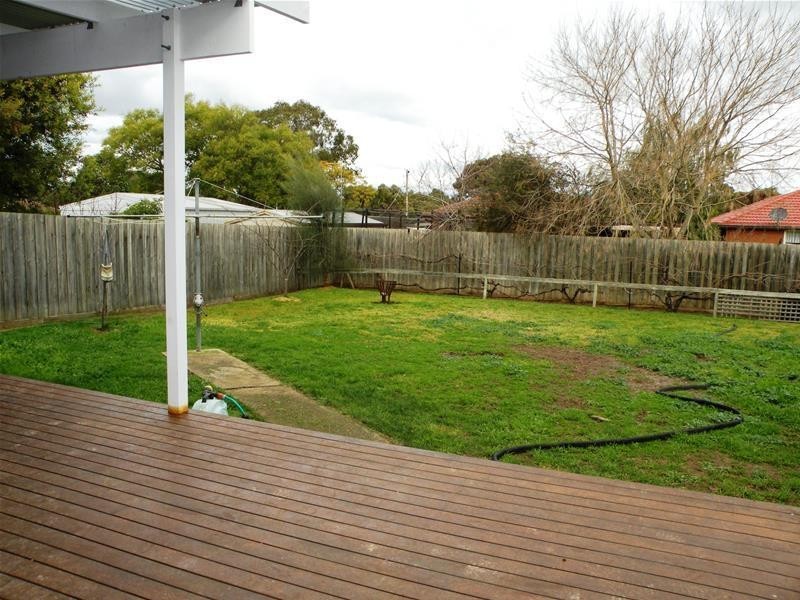 16 Sheeran Crescent, Lara VIC 3212