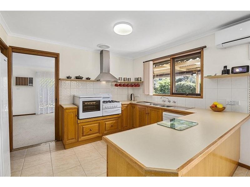 1 Cheddar Court, Lara VIC 3212