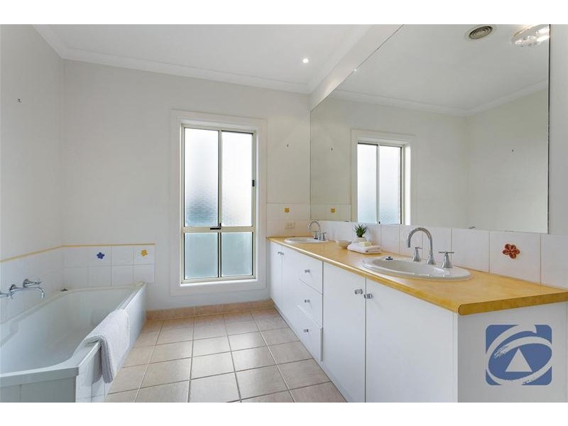 43-53 Blackbird Circuit, Lara VIC 3212