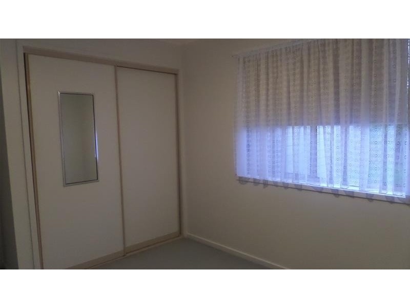 1/12 St James Street, St Albans Park VIC 3219