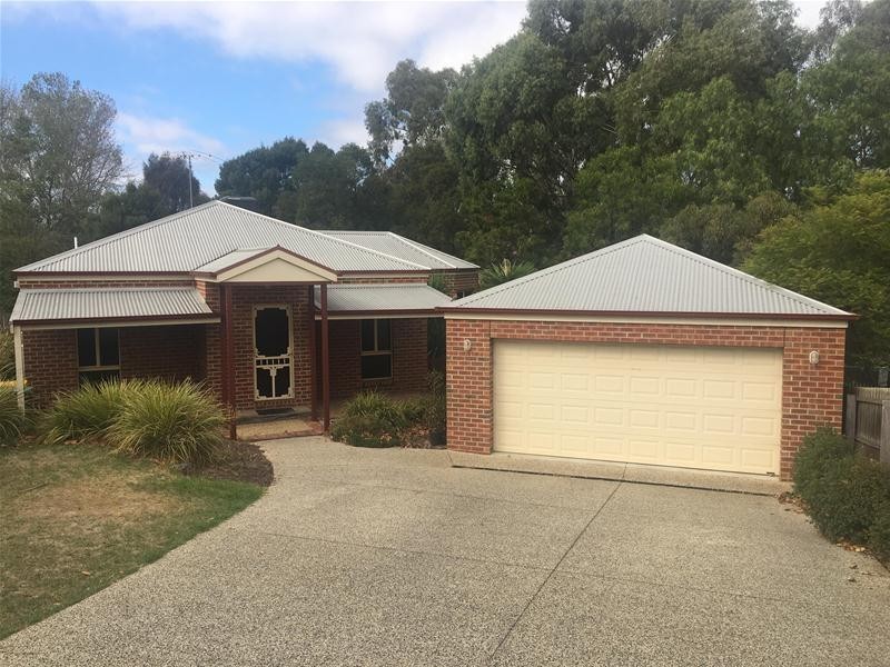 4 Veedale Court, Lara VIC 3212