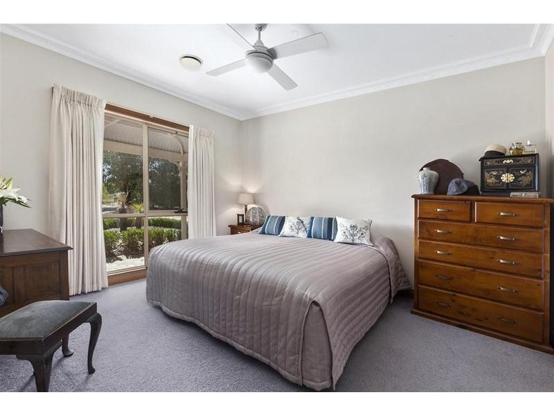 21 Thomas Road, Lara VIC 3212