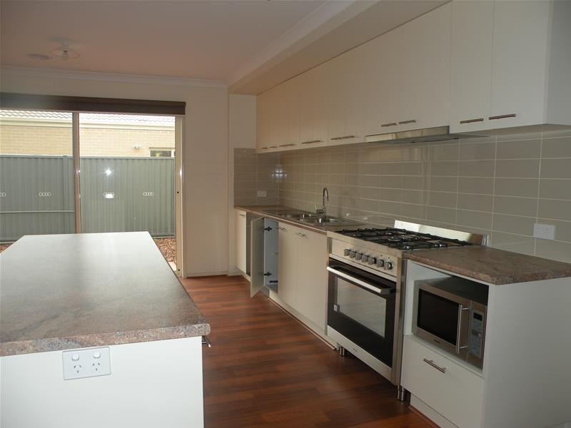 33  Kingfisher Court, Lara VIC 3212