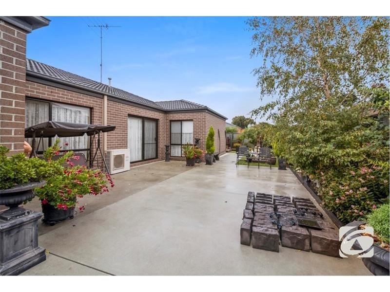 41 Moorhen Drive, Lara VIC 3212