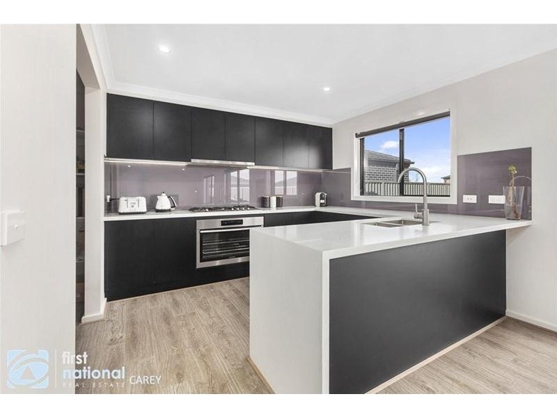 13 -15 Pelican Way, Lara VIC 3212