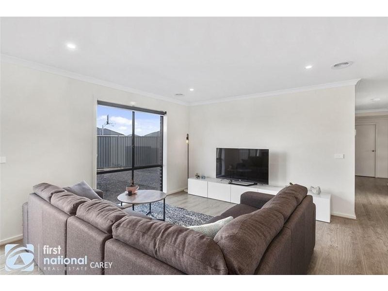 13 -15 Pelican Way, Lara VIC 3212