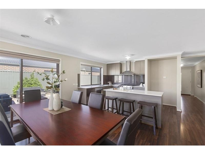 16  Barnong Way, Lara VIC 3212