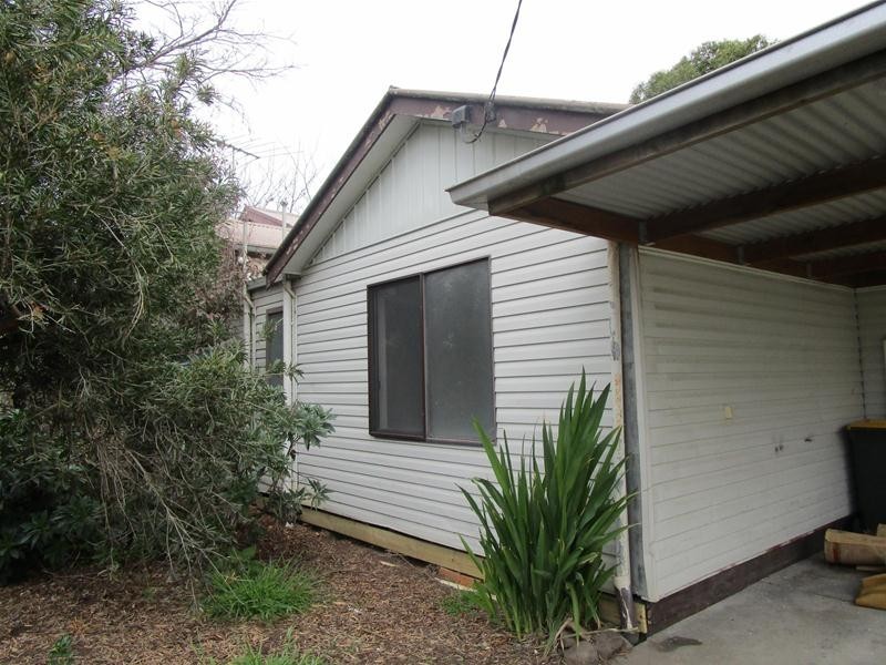 1/15 Phosphate Road, North Shore VIC 3214