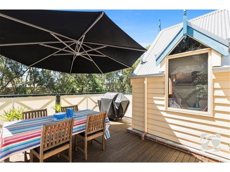 14 Scarlett Grove, Lara VIC 3212