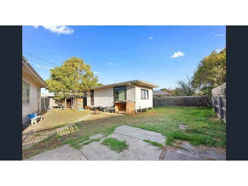 19 Cox Road, Norlane VIC 3214