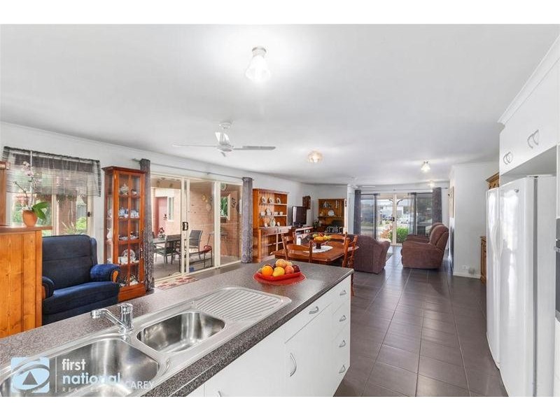 77 Westlakes Blvd, Lara VIC 3212