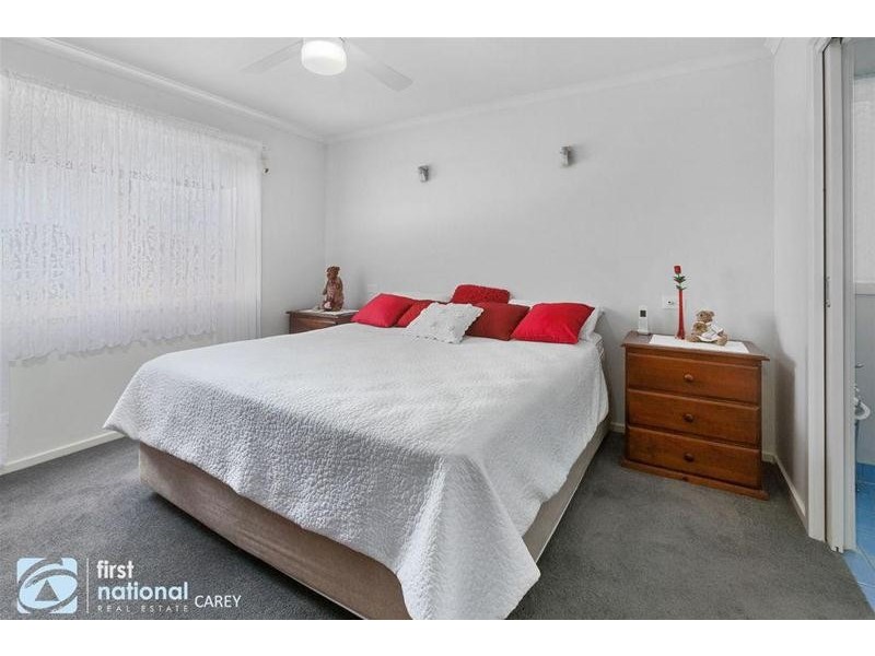 77 Westlakes Blvd, Lara VIC 3212